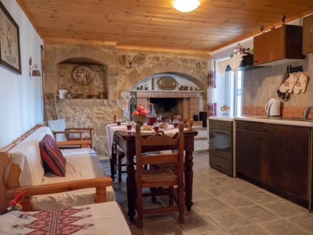 (Verkauf) Wohnung/Residenz Einzelhaus  || Rethymno/Nikiforos Fokas  - 180 m², 3 Schlafzimmer, 125.000€ 