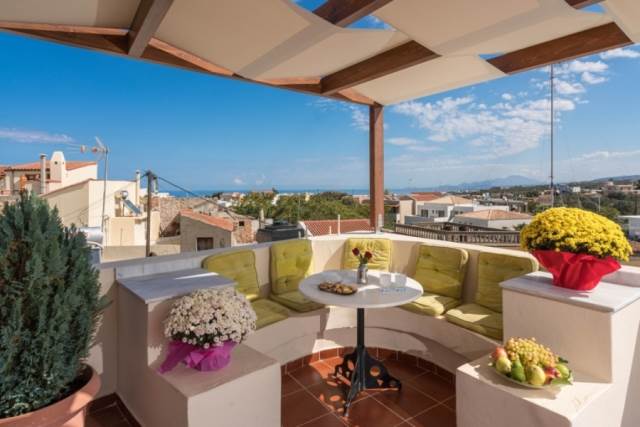 (For Sale) Other Properties Hotel || Rethymno/Nikiforos Fokas  - 300 Sq.m, 800.000€ 