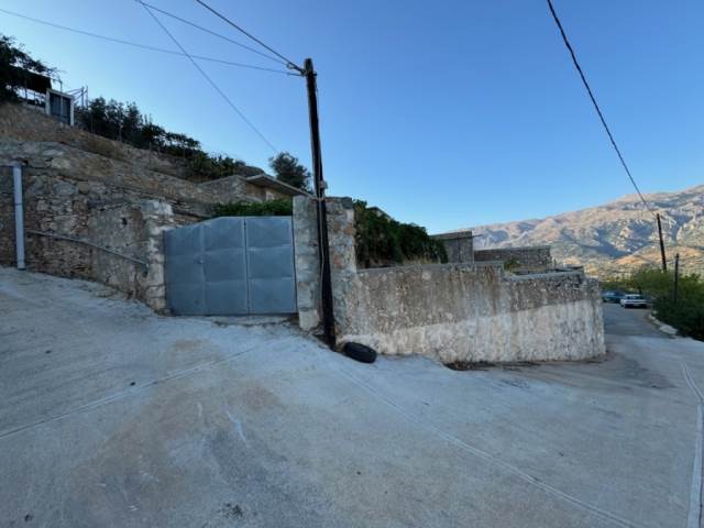 (Προς Πώληση) Κατοικία Μονοκατοικία || Ν. Ρεθύμνου/Σύβριτος - 220 τ.μ, 4 Υ/Δ, 75.000€ 