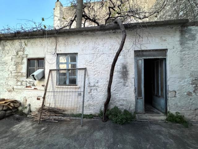 (Προς Πώληση) Κατοικία Μονοκατοικία || Ν. Ρεθύμνου/Νικηφόρος Φωκάς - 125 τ.μ, 2 Υ/Δ, 100.000€ 